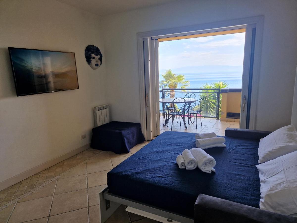 Taormina Bella Vista Apartment In Center With Pool By Taormina Holidays Bagian luar foto